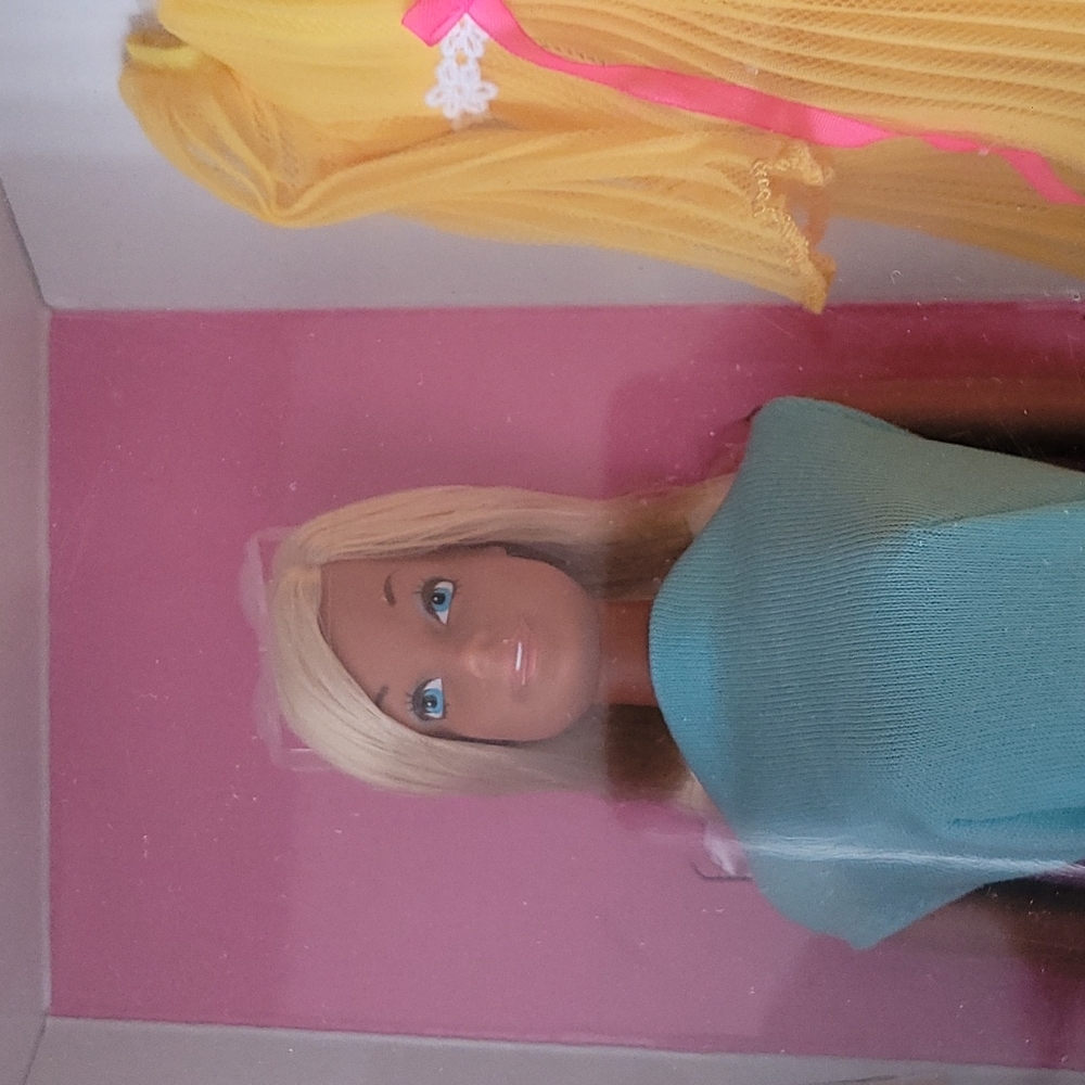 Barbie 50th Anniversary 1971 doll - Picture 2 of 6